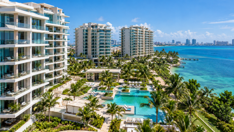 Control de plagas en condominios de Cancún — fumigación de áreas comunes